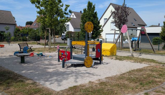 Communiqué municipal - Dégradations à l'aire de jeux du Mont-Blanc Communiqué municipal - Dégradations à l'aire de jeux du Mont-Blanc